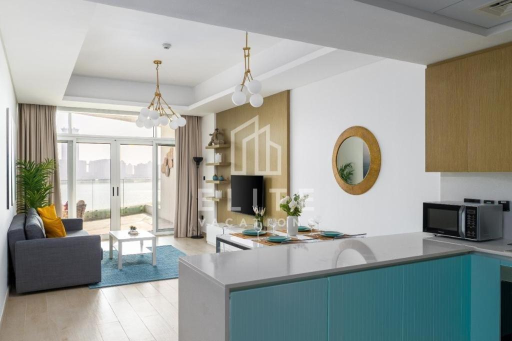Stunning 1 Bedroom With Sea Views And Access Apartment *