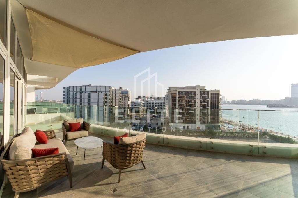 Apartment Stunning 1 Bedroom With Sea Views And Access Dubai